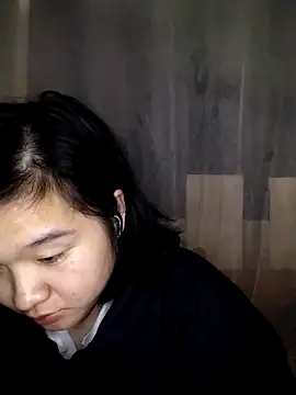 Thomgdee online show from March 2025 05:17:02 PM