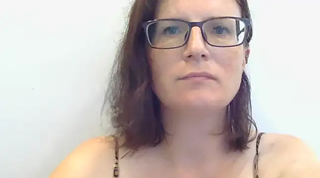 Snapshot of CrimsonMistress chatting on January 2025 04:47:01 AM CrimsonMistress online show from January 2025 04:47:01 AM