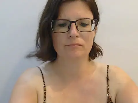 Snapshot of CrimsonMistress chatting on January 2025 12:22:02 AM CrimsonMistress online show from January 2025 12:22:02 AM