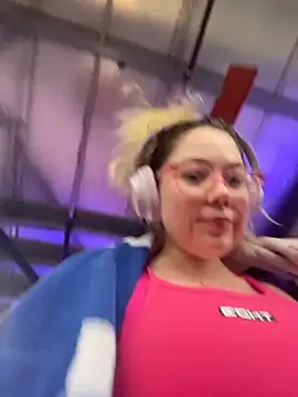 brooklynivy online show from February 2026 10:55:02 AM