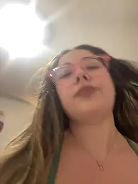 brooklynivy online show from February 2026 09:32:01 AM