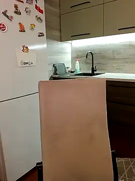 Snapshot of Cute_Hot_Alice chatting on February 2025 09:30:01 PM Cute Hot Alice online show from February 2025 09:30:01 PM