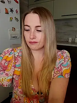 Snapshot of Cute_Hot_Alice chatting on March 2025 12:22:02 AM Cute Hot Alice online show from March 2025 12:22:02 AM