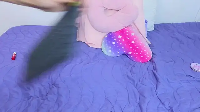 Lorenne Miller online show from January 2025 12:26:02 AM