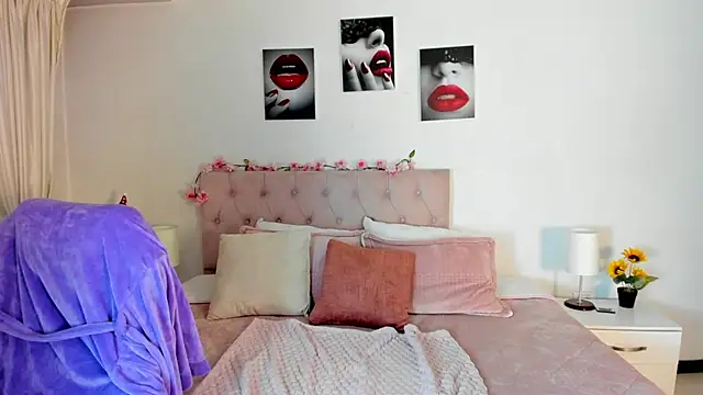  Charlotte evans 1 online show from December 2024 10:23:02 PM