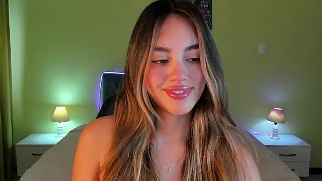  Charlotte evans 1 online show from March 2026 07:54:01 PM