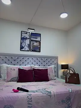 sarascottt online show from February 2026 07:08:02 PM