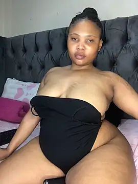 Anaelle24 online show from February 2026 06:57:02 AM