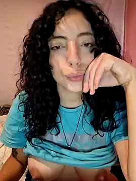 Sweet-diamondxxx online show from October 2025 05:33:02 PM