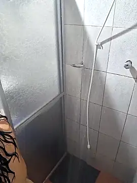 Sweet-diamondxxx online show from November 2025 01:32:02 PM