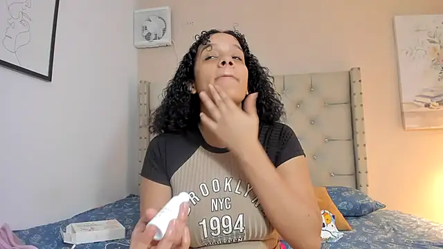 vanesasexyhot21 online show from November 2025 02:03:02 AM