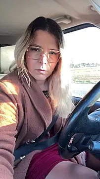 EmyLana online show from April 2026 06:00:02 AM