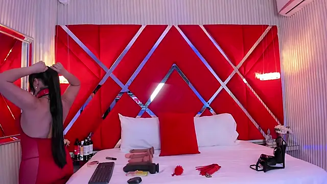 SusanCouper online show from March 2026 10:39:01 PM