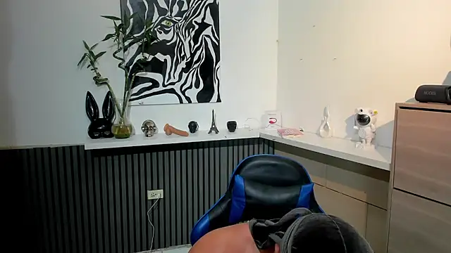 Daemon21 online show from December 2025 09:57:01 PM