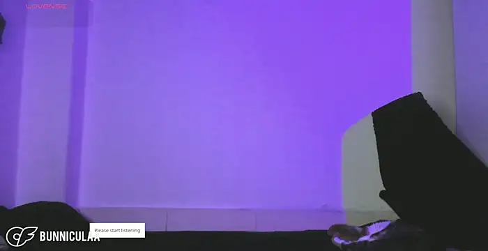 larissa01  online show from March 2026 10:16:02 PM