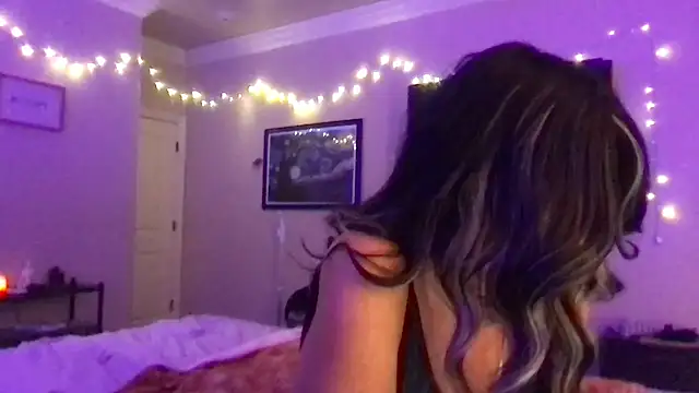 Snapshot of karrmmaa chatting on February 2025 11:58:02 PM karrmmaa online show from February 2025 11:58:02 PM