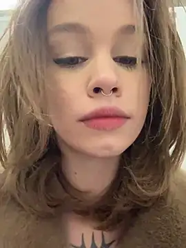 Street young online show from February 2025 12:17:02 PM