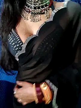 Snapshot of Savita_hotmom chatting on January 2026 05:18:01 PM Savita hotmom online show from January 2026 05:18:01 PM