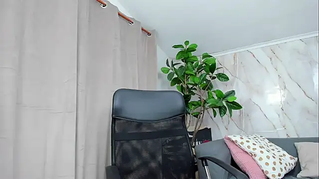 JennaPrice online show from July 2026 10:03:02 PM