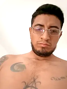 Snapshot of ale3J4a chatting on December 2024 09:04:02 PM ale3J4a online show from December 2024 09:04:02 PM