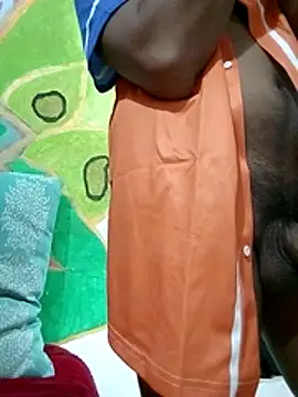 Snapshot of ale3J4a chatting on January 2025 05:44:02 AM ale3J4a online show from January 2025 05:44:02 AM