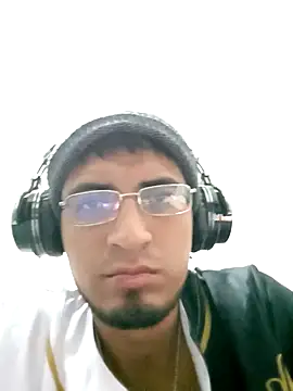 Snapshot of ale3J4a chatting on January 2025 04:58:02 AM ale3J4a online show from January 2025 04:58:02 AM