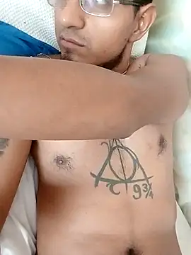 Snapshot of ale3J4a chatting on January 2025 08:56:02 PM ale3J4a online show from January 2025 08:56:02 PM