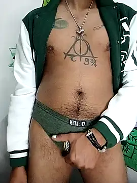 Snapshot of ale3J4a chatting on February 2025 09:51:02 AM ale3J4a online show from February 2025 09:51:02 AM