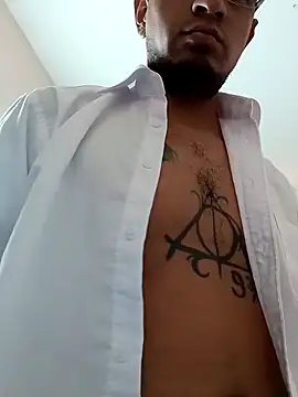 Snapshot of ale3J4a chatting on March 2025 09:46:02 PM ale3J4a online show from March 2025 09:46:02 PM