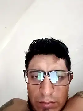 Snapshot of ale3J4a chatting on October 2025 05:55:01 PM ale3J4a online show from October 2025 05:55:01 PM