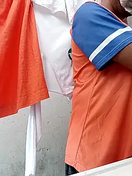 Snapshot of ale3J4a chatting on October 2025 09:31:02 PM ale3J4a online show from October 2025 09:31:02 PM