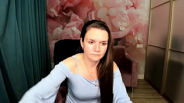 AriaGray online show from November 2025 03:22:02 PM