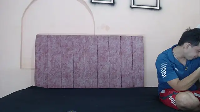 FerneyManti online show from April 2026 02:07:02 PM