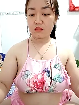 VyOanh2K online show from March 2025 05:18:02 PM