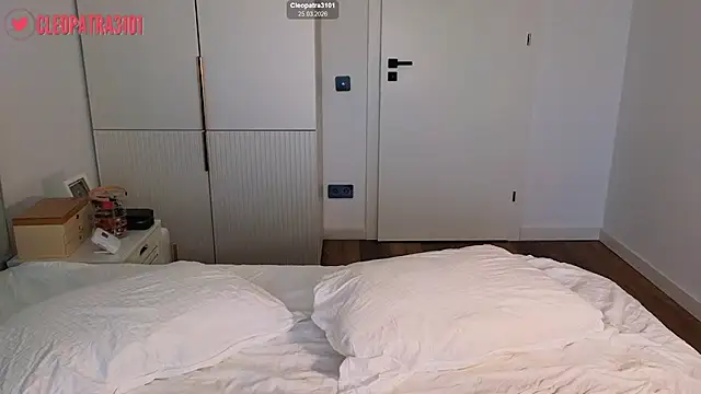 Cleopatra3101 online show from March 2026 06:30:01 AM