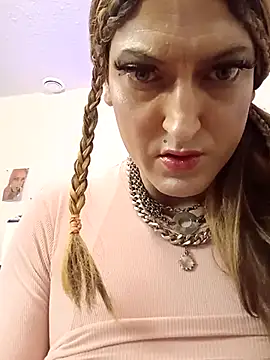 sissytrapdolly24 online show from October 2025 05:52:02 PM