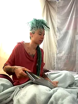 sammoura01 online show from January 2026 01:13:02 PM