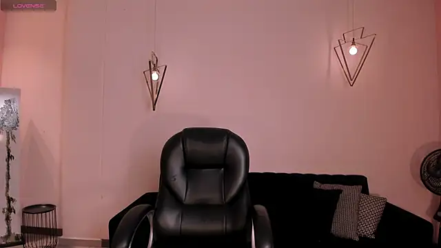 Snapshot of AbbyDalton chatting on November 2025 06:18:01 PM AbbyDalton online show from November 2025 06:18:01 PM