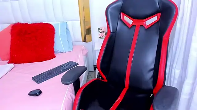 MadelineJackson online show from March 2025 11:49:02 PM