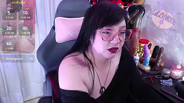 LiloMoon69 online show from October 2025 01:43:02 PM