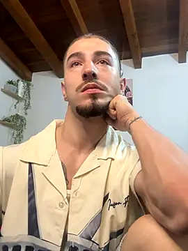 Snapshot of Valentino_Xander chatting on November 2025 12:20:02 AM Valentino Xander online show from November 2025 12:20:02 AM