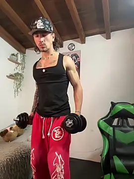 Valentino Xander online show from February 2026 04:28:02 AM