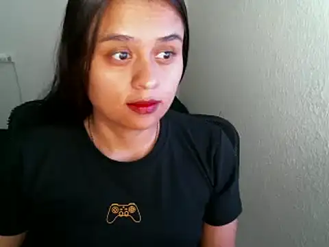 Snapshot of passion_sweet07 chatting on February 2025 07:25:02 PM passion sweet07 online show from February 2025 07:25:02 PM