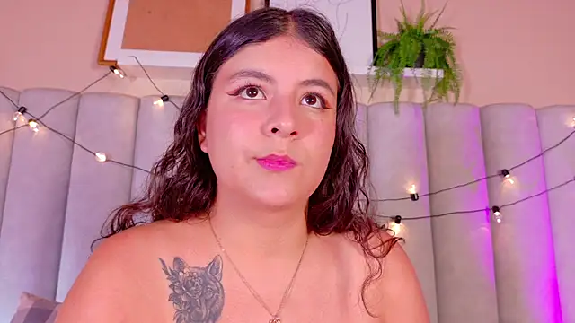 EngelStone online show from November 2025 07:36:02 PM