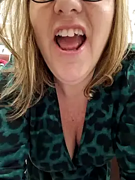 Mara-24 online show from January 2025 11:18:02 PM