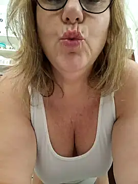 Mara-24 online show from January 2025 11:33:01 PM