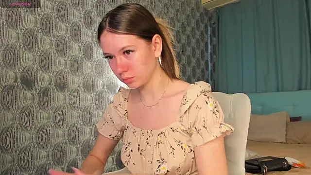 Snapshot of Nicole_Charm chatting on June 2026 11:53:02 PM Nicole Charm online show from June 2026 11:53:02 PM