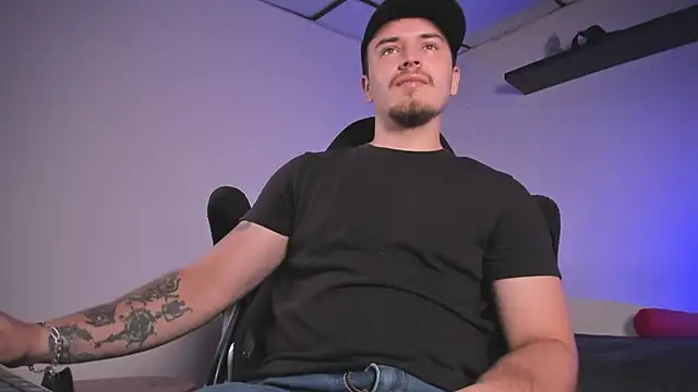 james connor2 online show from May 2026 06:49:02 PM
