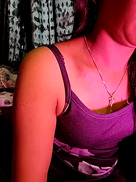 Snapshot of sexy-mohini chatting on February 2025 01:15:01 AM sexy-mohini online show from February 2025 01:15:01 AM