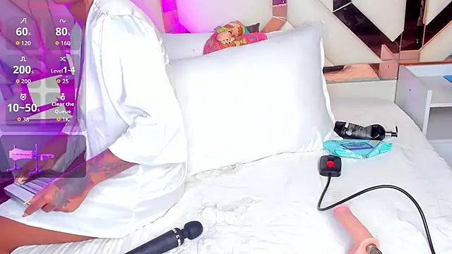 CintiaVega online show from February 2026 12:15:01 PM